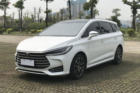 阳江二手比亚迪宋MAX 2018款 1.5TI 双离合 智联精英版 6座